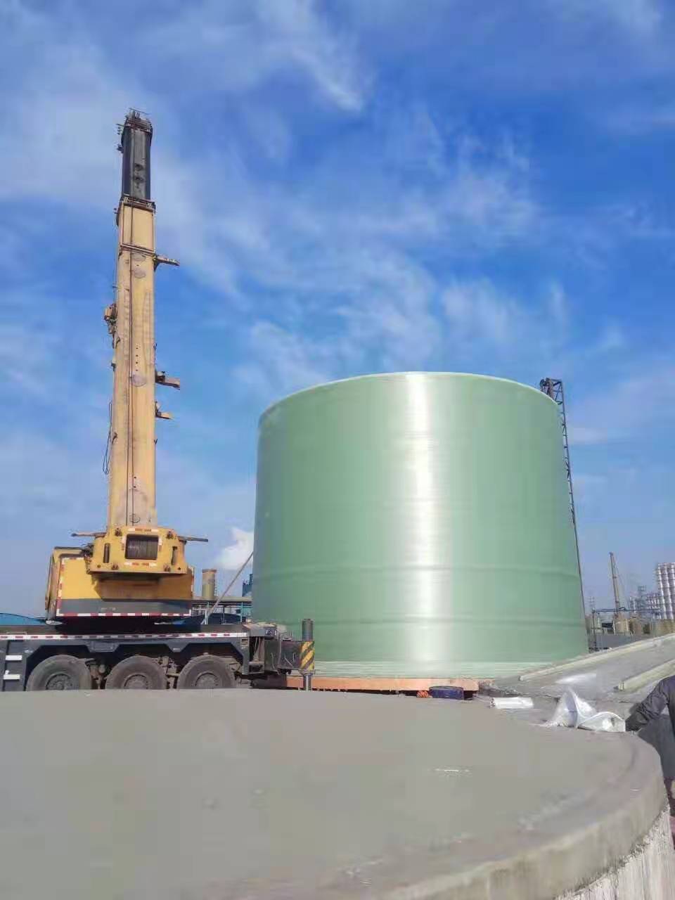 玻璃鋼儲(chǔ)存罐